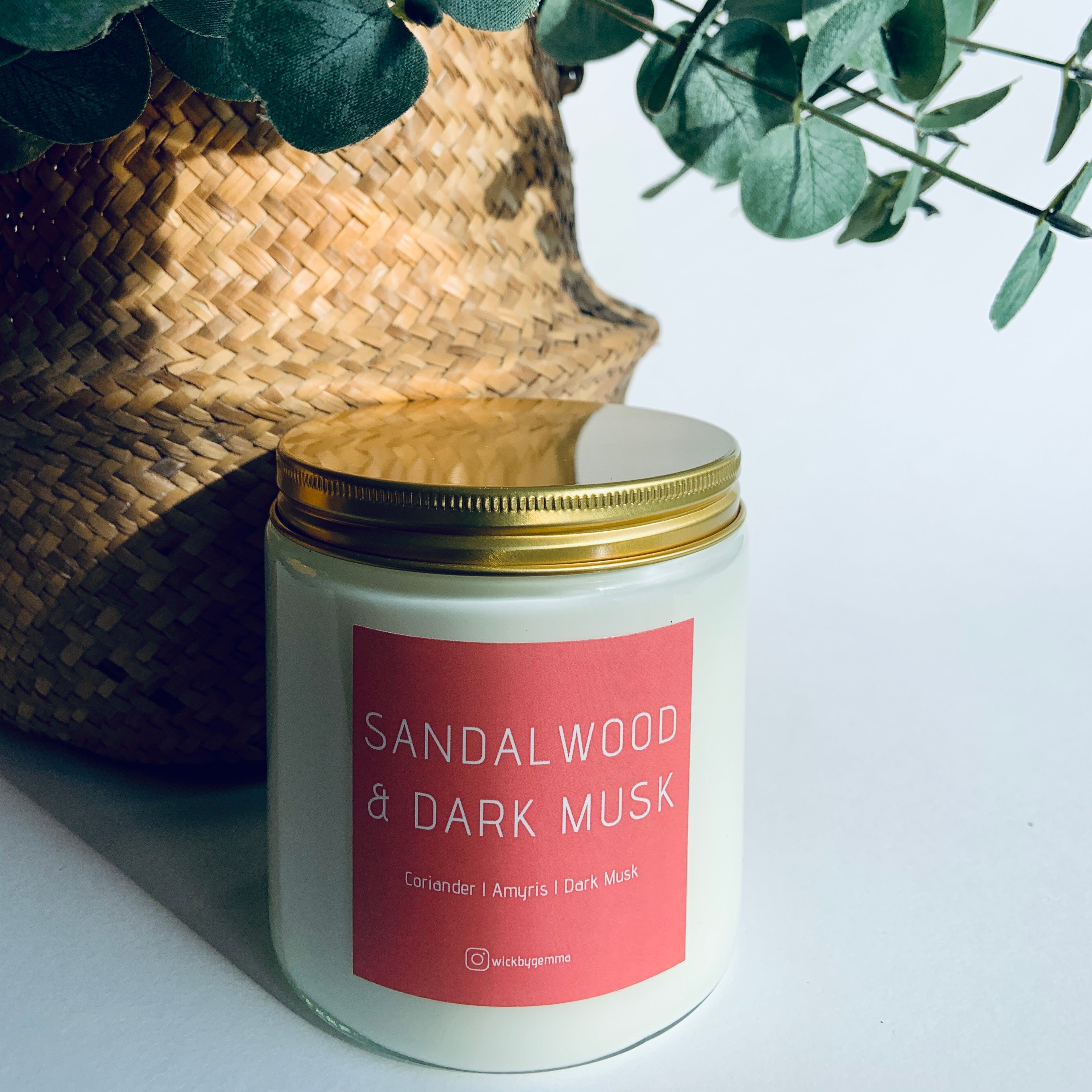 Sandalwood & Dark Musk
